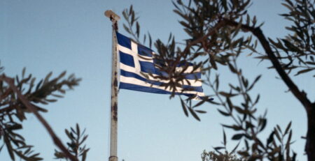 ΕΕ: Μόνο η Ελλάδα έχει αύξηση παραγωγής ελαιολάδου και ελιάς, πρόβλεψη για άνοδο τιμών